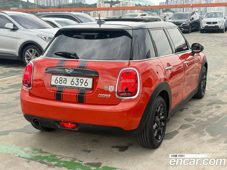 Mini Cooper 2018 1.5 автомат (гидро), фото 5