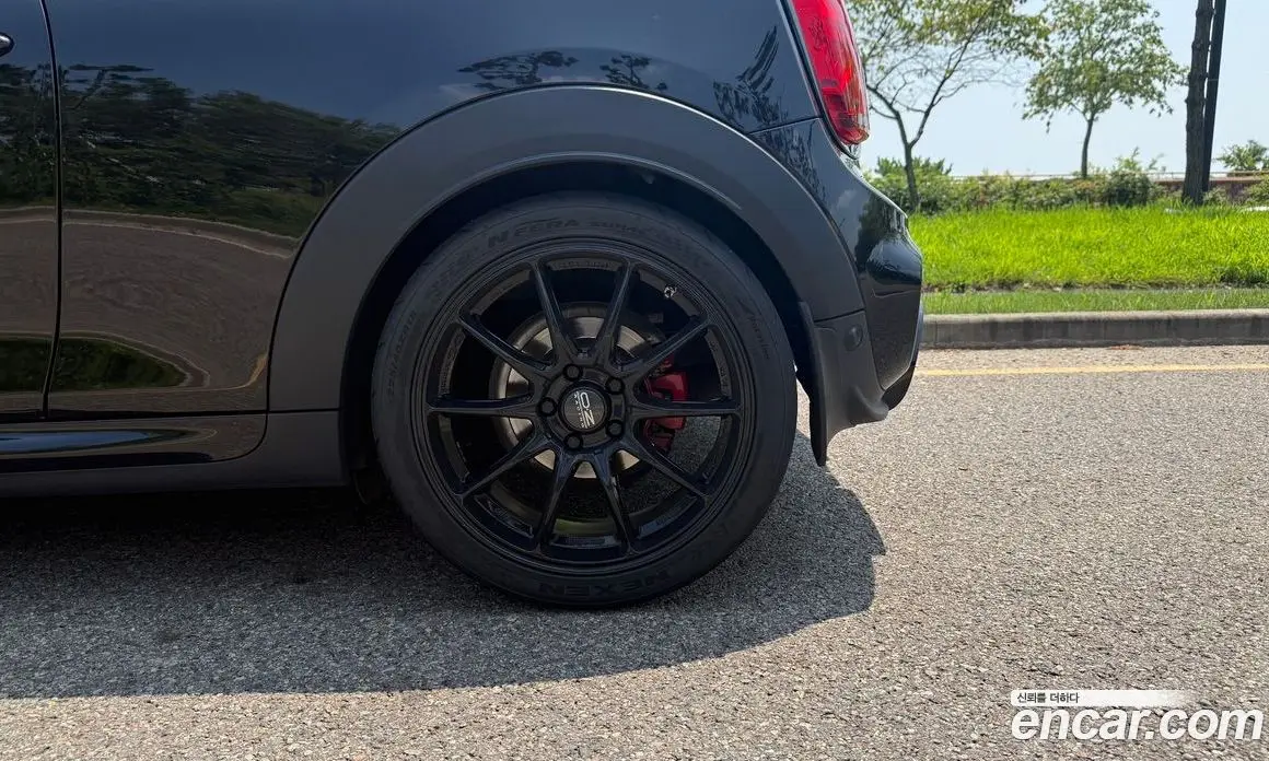 Mini Cooper 2020 2.0 автомат (гидро), фото 6