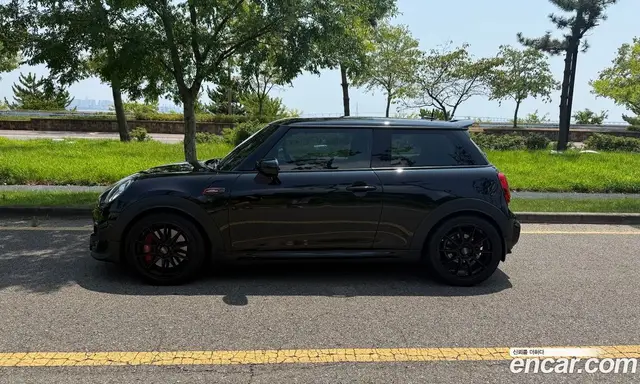 Mini Cooper 2020 2.0 автомат (гидро), миниатюра 9