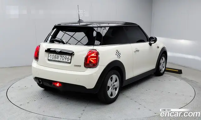 Mini Cooper 2020 1.5 автомат (гидро), миниатюра 4
