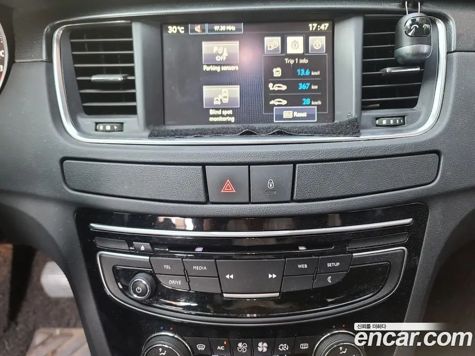 Peugeot 508 2016 1.6 автомат (гидро), фото 13 Peugeot 508 2016 1.6 автомат (гидро), фото 13