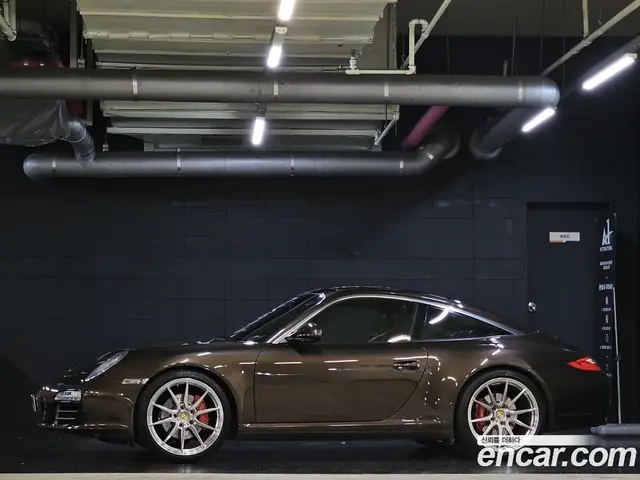 Porsche 911 2009 3.8 автомат (гидро), миниатюра 3