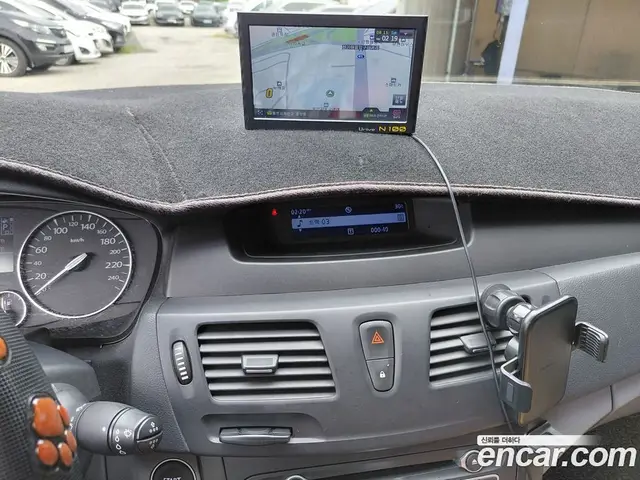 Renault (Samsung) SM5 2011 2.0 автомат (гидро), миниатюра 10 Renault (Samsung) SM5 2011 2.0 автомат (гидро), миниатюра 10
