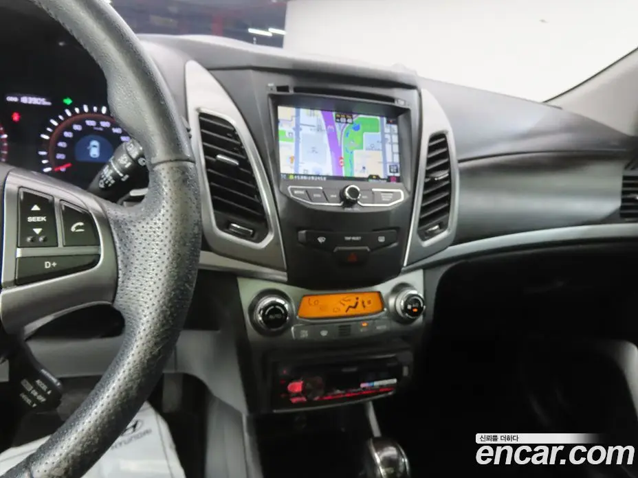 SsangYong Korando 2014 2.0 автомат (гидро), фото 10 SsangYong Korando 2014 2.0 автомат (гидро), фото 10