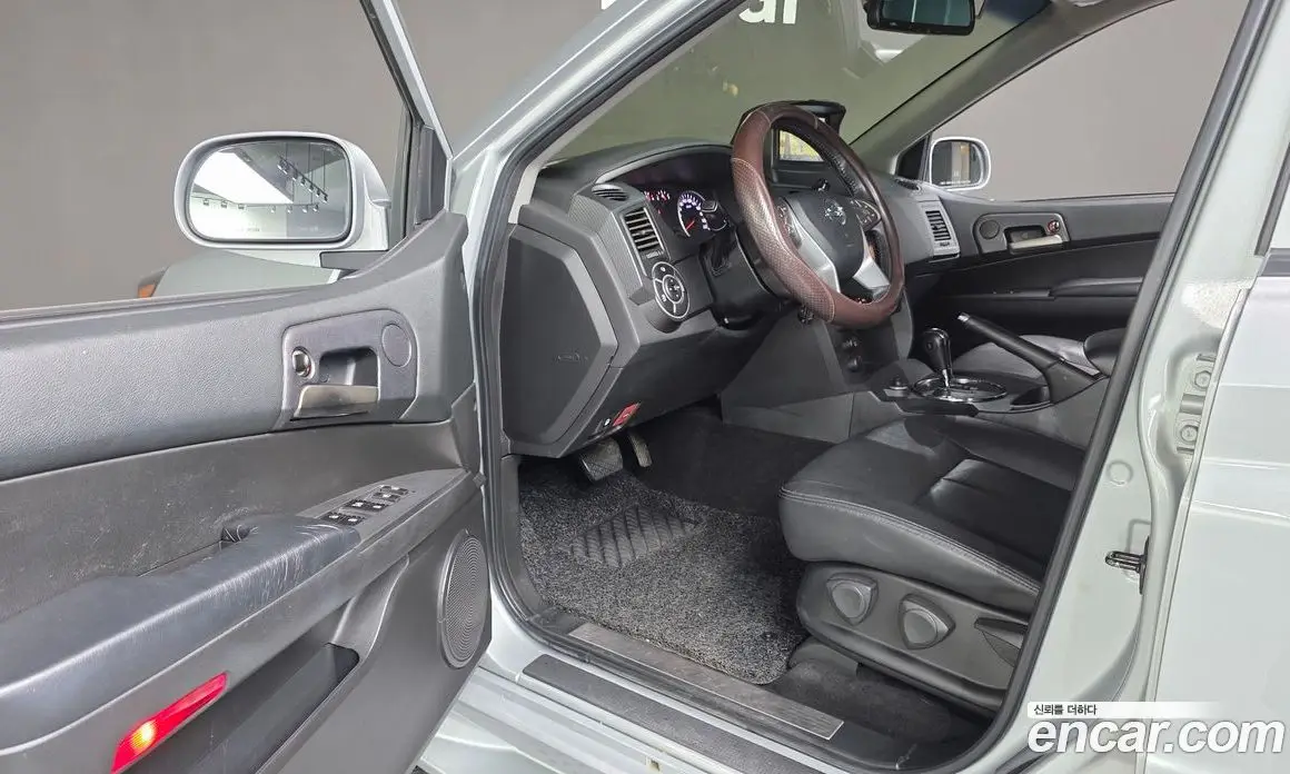 SsangYong Korando 2015 2.0 автомат (гидро), фото 11