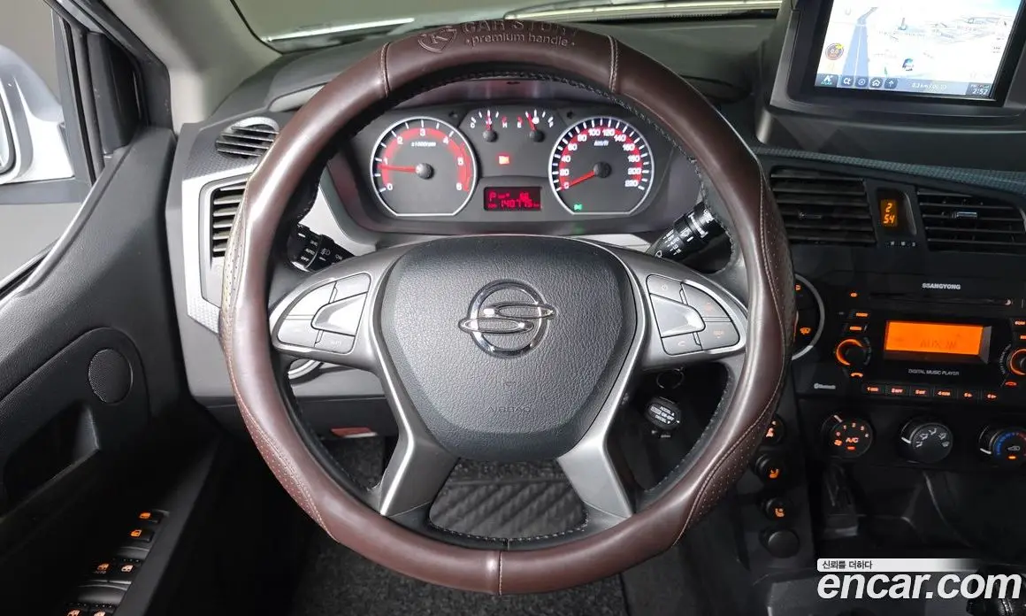 SsangYong Korando 2015 2.0 автомат (гидро), фото 14