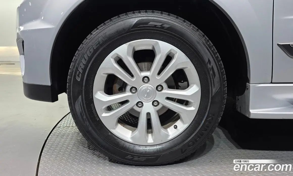 SsangYong Korando 2015 2.0 автомат (гидро), фото 5
