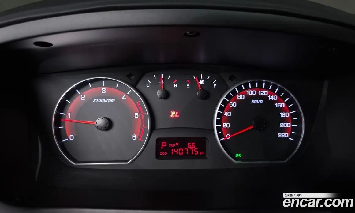 SsangYong Korando 2015 2.0 автомат (гидро), фото 8