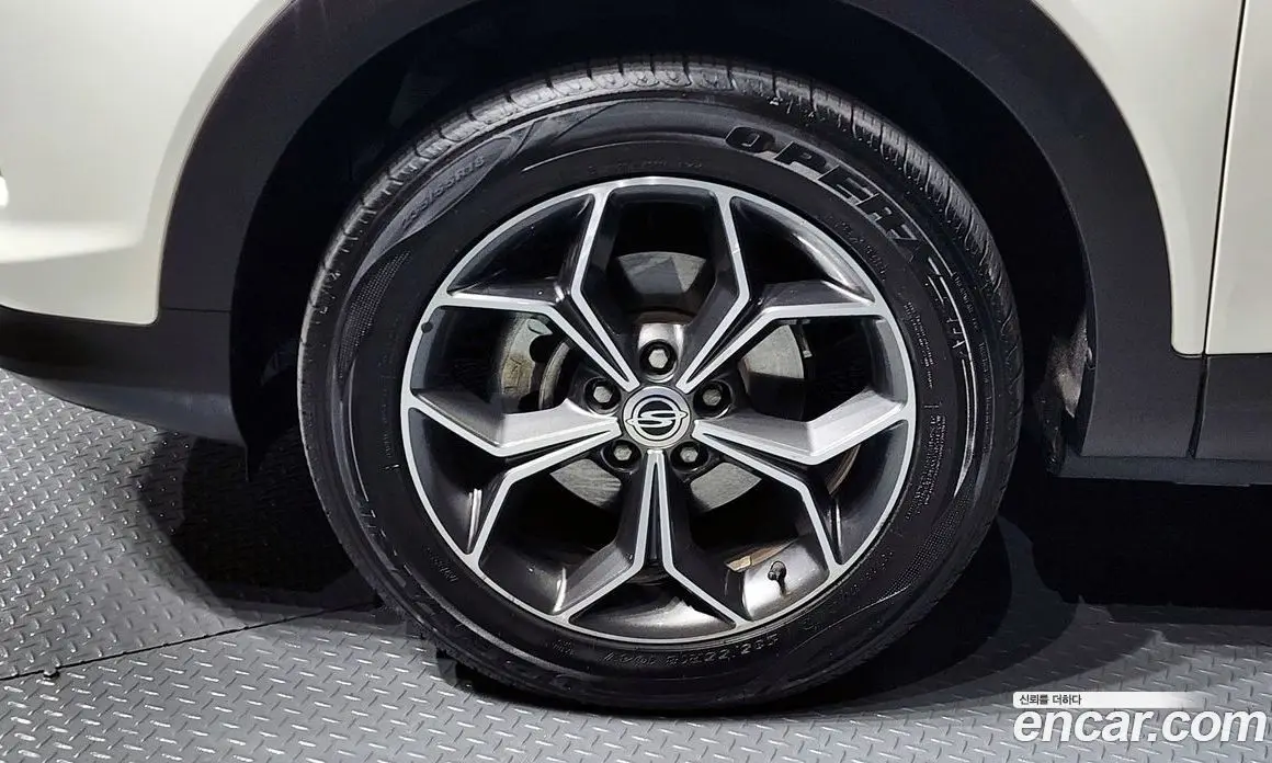 SsangYong Korando 2020 1.5 автомат (гидро), фото 5
