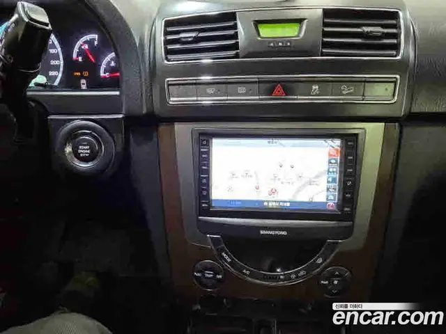 SsangYong Rexton 2012 2.0 автомат (гидро), миниатюра 12
