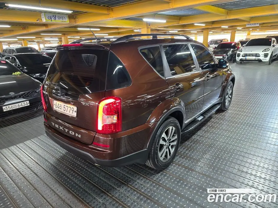 SsangYong Rexton 2014 2.0 автомат (гидро), фото 4