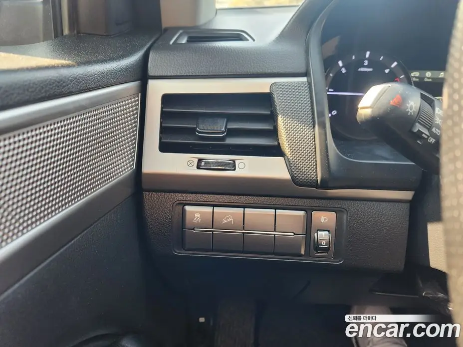SsangYong Rexton 2018 2.2 автомат (гидро), фото 18