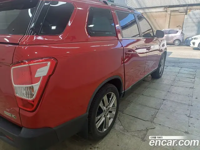 SsangYong Rexton 2018 2.2 автомат (гидро), миниатюра 3 SsangYong Rexton 2018 2.2 автомат (гидро), миниатюра 3