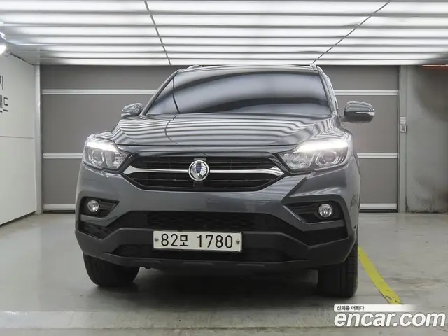 SsangYong Rexton 2018 2.2 автомат (гидро), миниатюра 2 SsangYong Rexton 2018 2.2 автомат (гидро), миниатюра 2