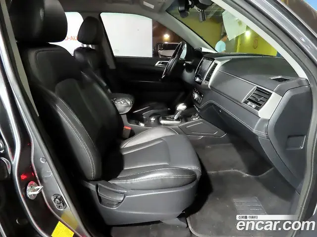 SsangYong Rexton 2019 2.2 автомат (гидро), миниатюра 8