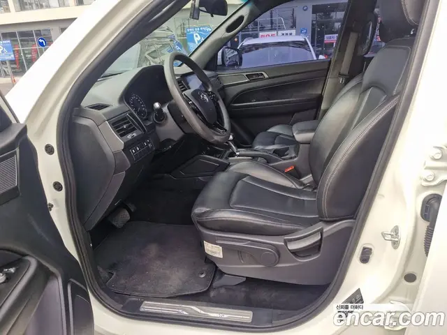 SsangYong Rexton 2022 2.2 автомат (гидро), миниатюра 10 SsangYong Rexton 2022 2.2 автомат (гидро), миниатюра 10