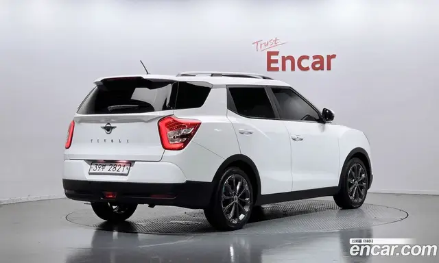 SsangYong TIBOLI 2017 1.6 автомат (гидро), миниатюра 2