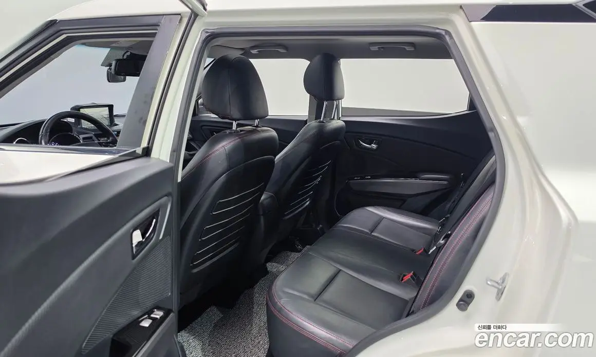 SsangYong TIBOLI 2017 1.6 автомат (гидро), фото 11