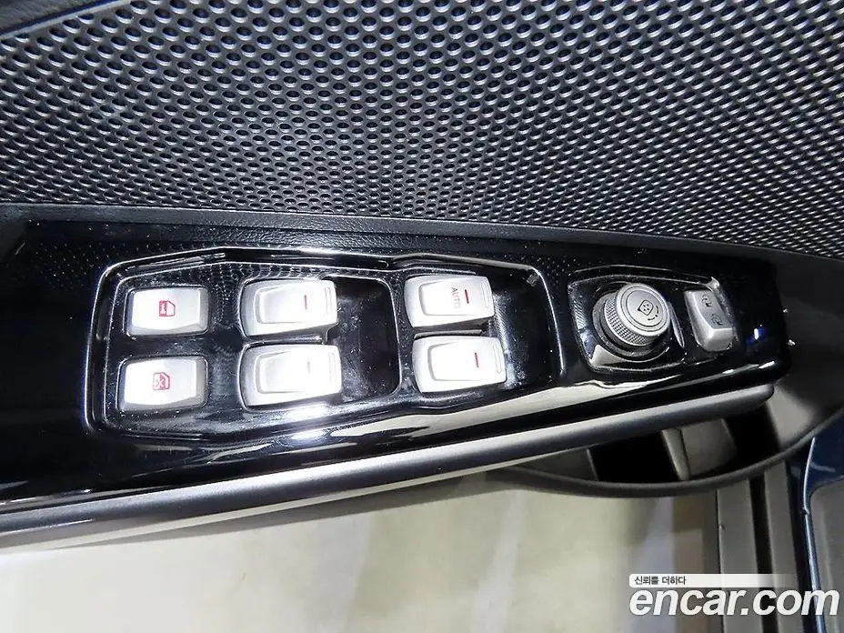 SsangYong TIBOLI 2019 1.6 автомат (гидро), фото 13