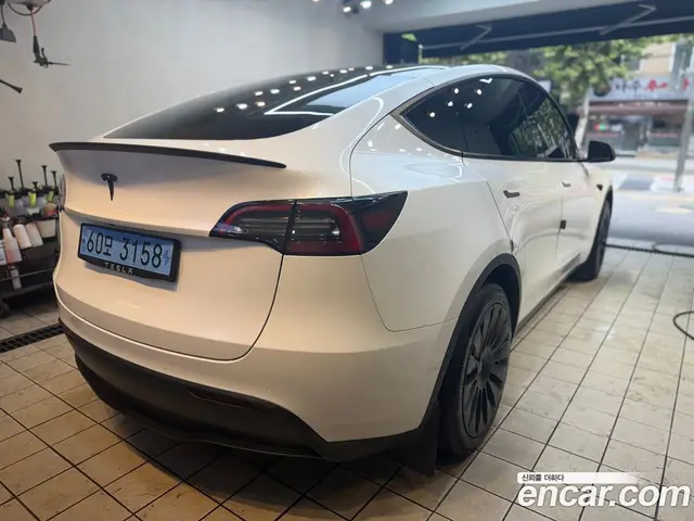 Tesla Model Y 2021 0.3 автомат (гидро), миниатюра 4