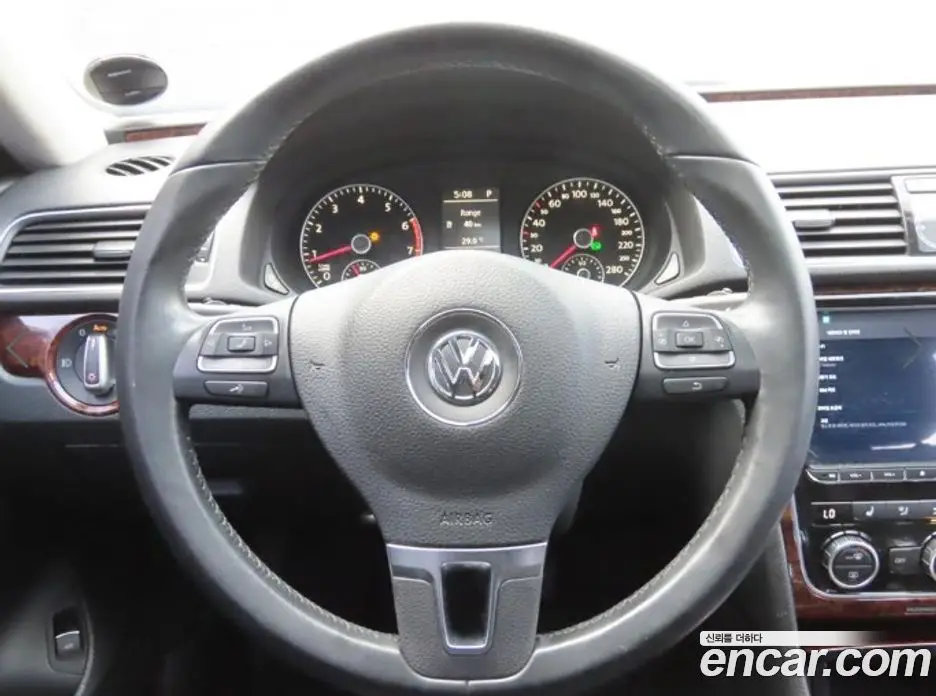 Volkswagen Passat 2013 2.5 автомат (гидро), фото 9