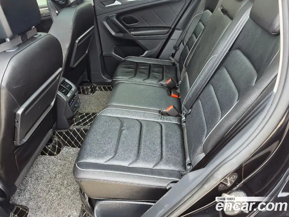 Volkswagen Tiguan 2019 2.0 автомат (гидро), фото 13