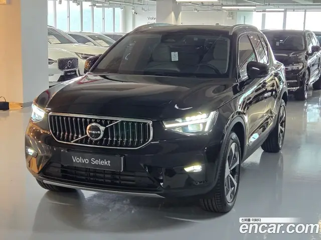 Volvo XC40, 2026, 358 км Volvo XC40, 2026, 358 км