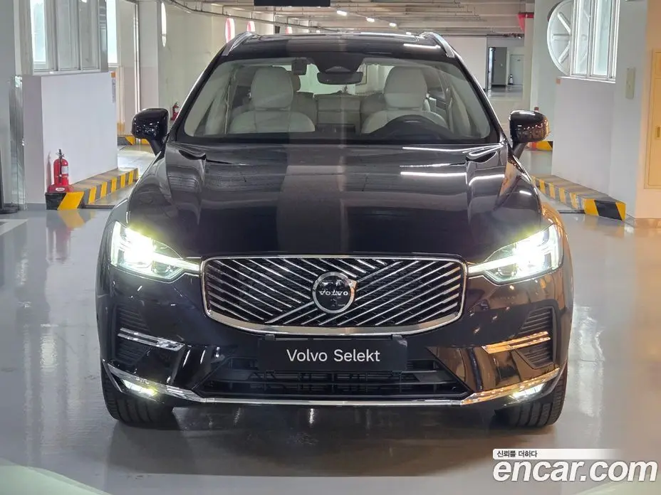 Volvo XC60 2026 2.0 автомат (гидро), фото 3 Volvo XC60 2026 2.0 автомат (гидро), фото 3