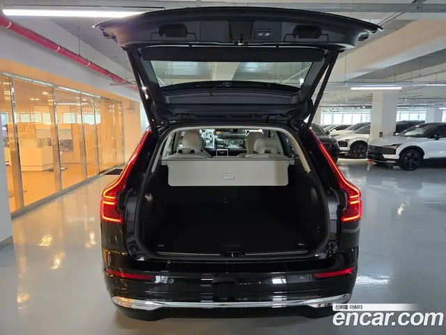 Volvo XC60 2026 2.0 автомат (гидро), миниатюра 5 Volvo XC60 2026 2.0 автомат (гидро), миниатюра 5