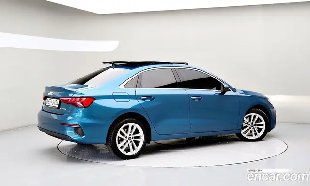 Audi A3 2023 2.0 автомат (гидро), миниатюра 4 Audi A3 2023 2.0 автомат (гидро), миниатюра 4