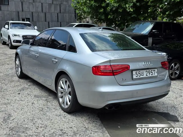 Audi A4 2013 2.0 автомат (гидро), миниатюра 2