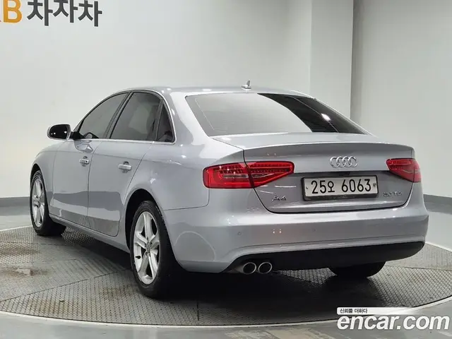 Audi A4 2015 2.0 автомат (гидро), миниатюра 2