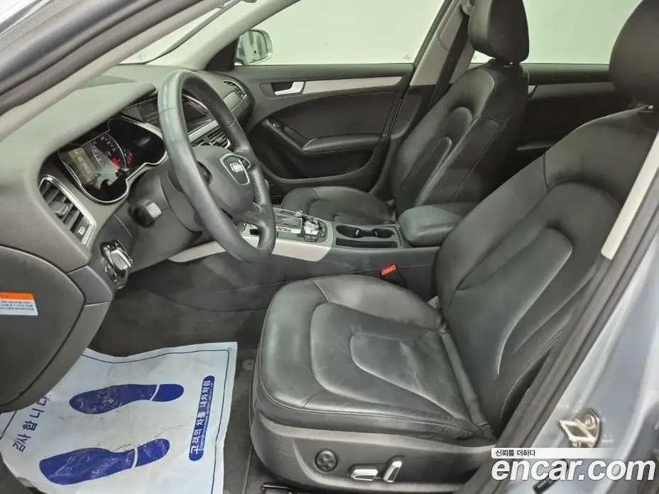 Audi A4 2015 2.0 автомат (гидро), фото 13