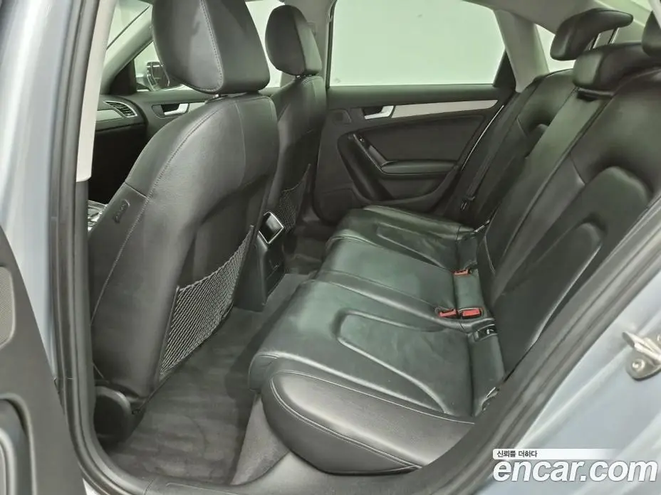 Audi A4 2015 2.0 автомат (гидро), фото 14