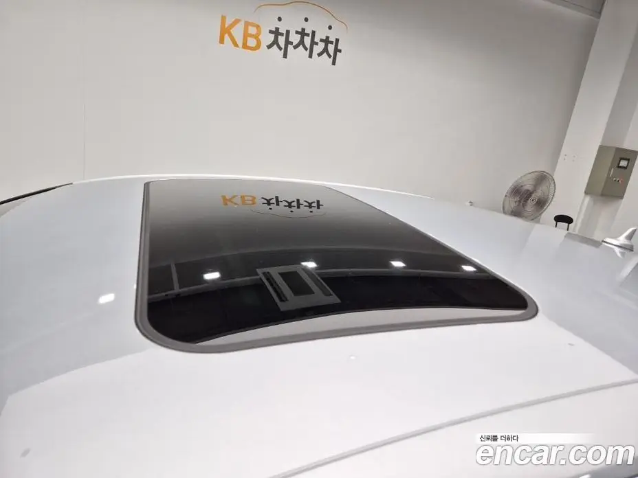 Audi A4 2015 2.0 автомат (гидро), фото 17