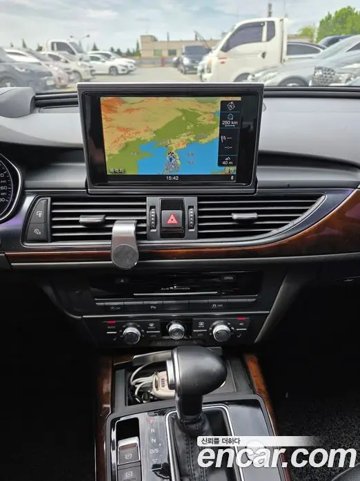 Audi A6 2013 2.0 автомат (гидро), фото 16