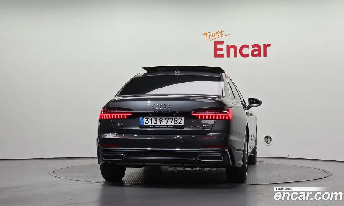 Audi A6 2022 2.0 автомат (гидро), фото 4