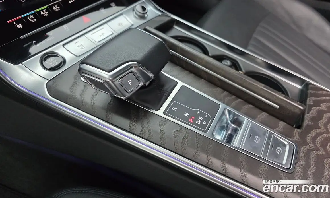 Audi A6 2022 2.0 автомат (гидро), фото 9