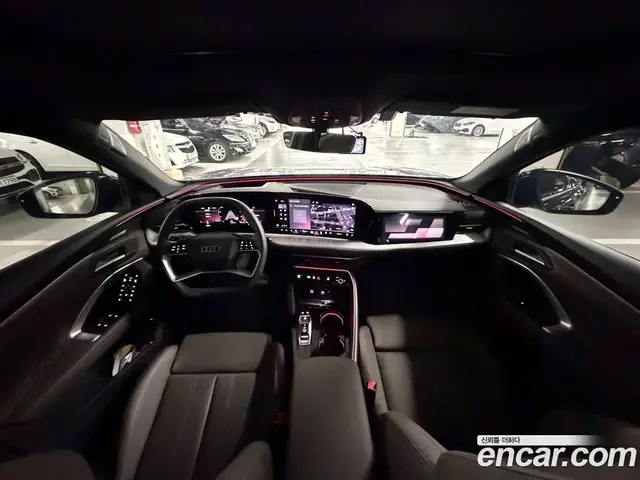 Audi Q5 2025 2.0 автомат (гидро), миниатюра 11