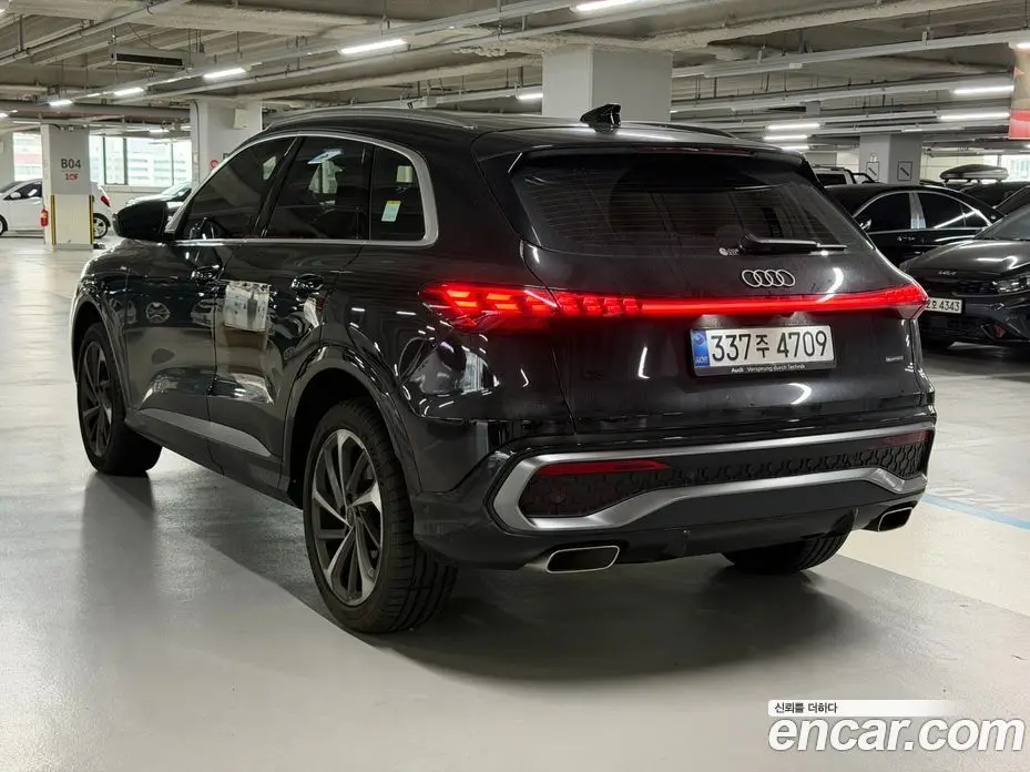 Audi Q5 2025 2.0 автомат (гидро), фото 3