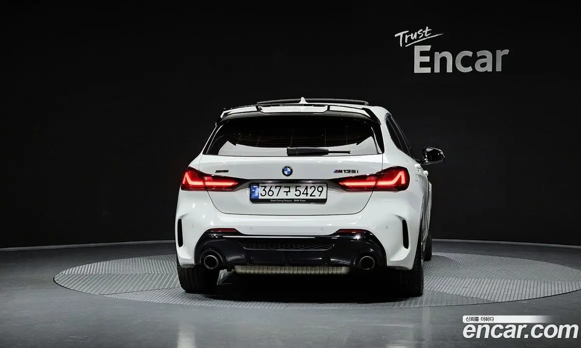 BMW 1 серия 2022 2.0 автомат (гидро), фото 4