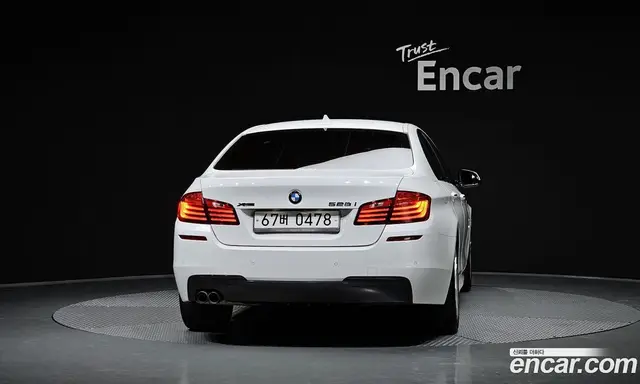 BMW 5 серия 2016 2.0 автомат (гидро), миниатюра 4 BMW 5 серия 2016 2.0 автомат (гидро), миниатюра 4