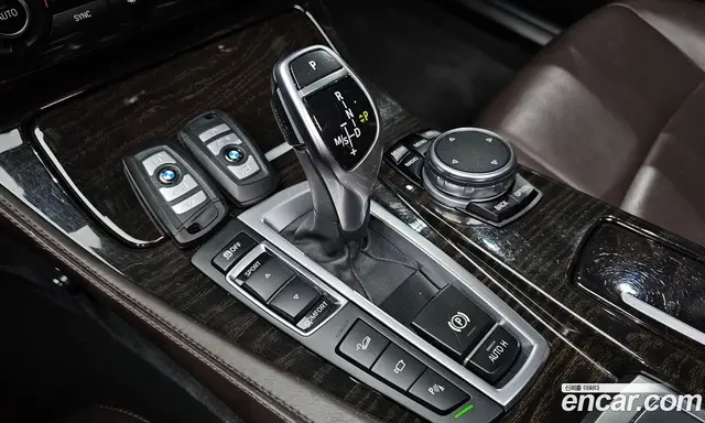 BMW 5 серия 2016 2.0 автомат (гидро), миниатюра 9 BMW 5 серия 2016 2.0 автомат (гидро), миниатюра 9