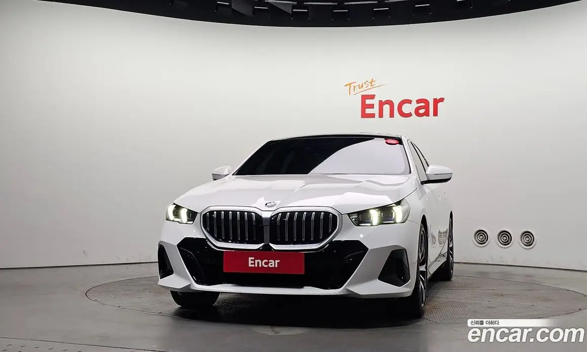 BMW 5 серия 2024 2.0 автомат (гидро), фото 3