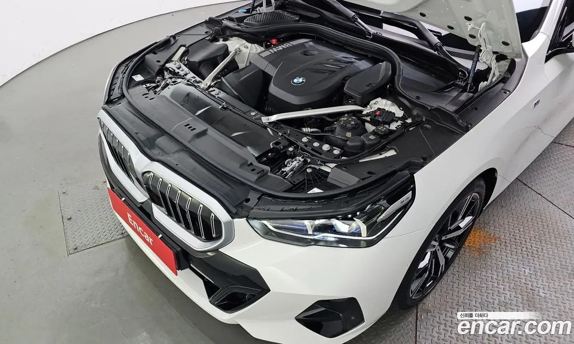 BMW 5 серия 2024 2.0 автомат (гидро), фото 6