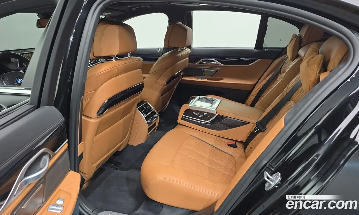 BMW 7 серия 2022 3.0 автомат (гидро), фото 11