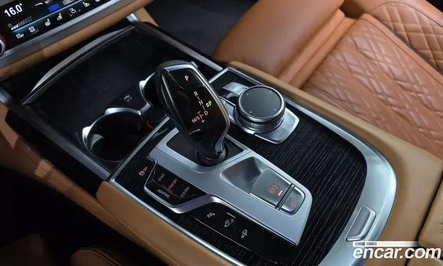 BMW 7 серия 2022 3.0 автомат (гидро), миниатюра 9