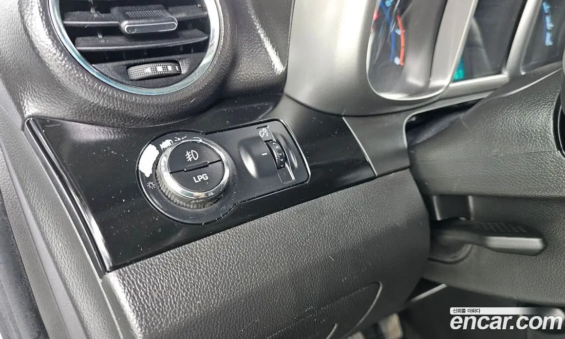 Chevrolet Orlando 2011 2.0 автомат (гидро), фото 13