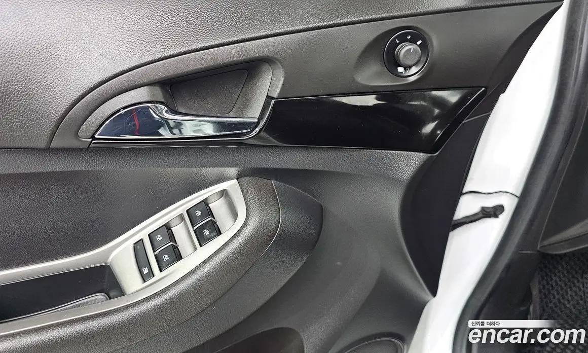 Chevrolet Orlando 2011 2.0 автомат (гидро), фото 16