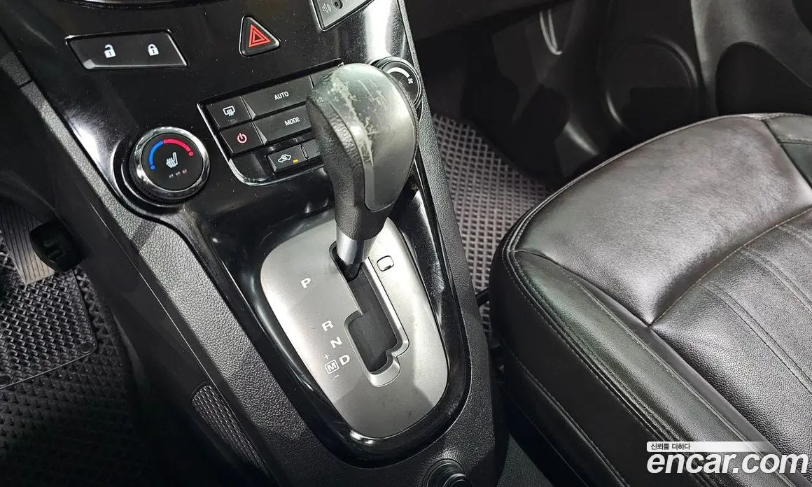 Chevrolet Orlando 2011 2.0 автомат (гидро), фото 9
